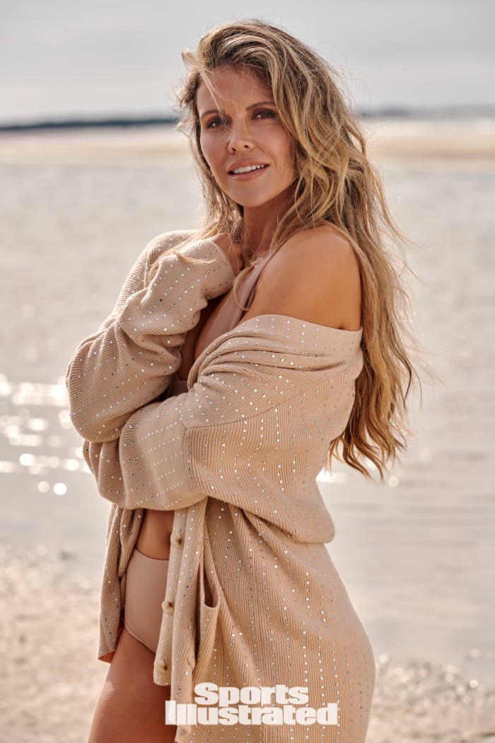 X163483_TK3_00134WMweb